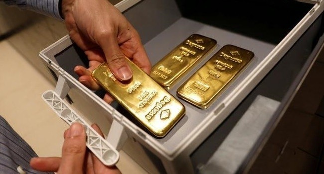 What Are The Advantages Of Opening Gold Accounts From Banks?