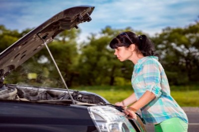 Does it hurt to bump start the car?